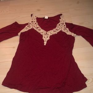 Venus long sleeve red shirt with lace